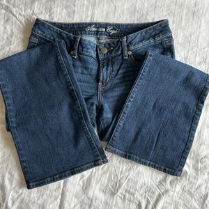American Eagle Favorite Boyfriend Stretch Jeans - Size 10